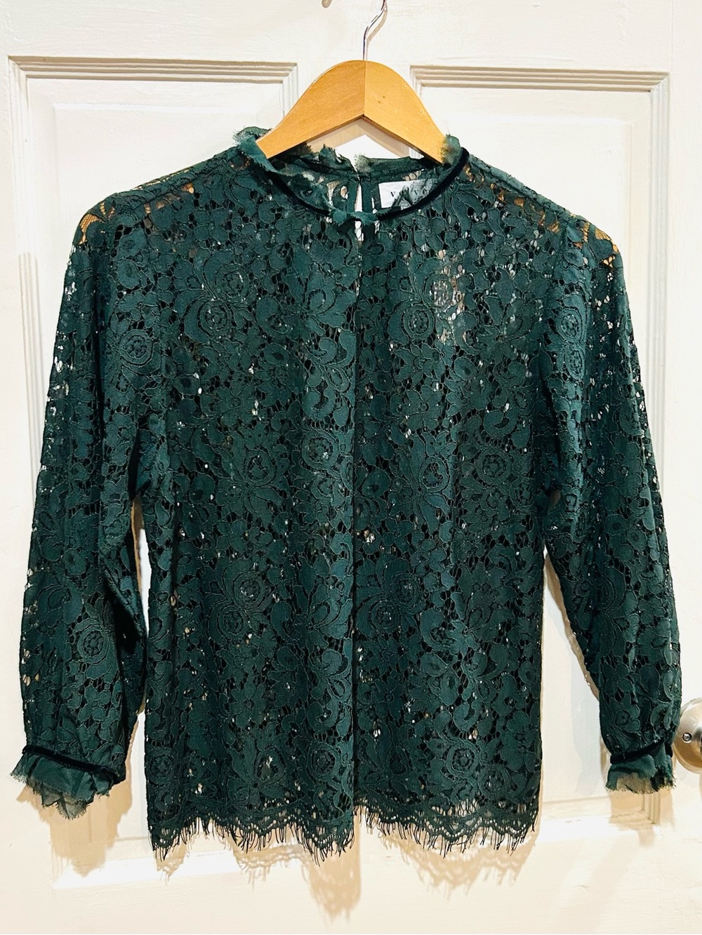 Velvet by Graham & Spencer Emerald Green Lace Top Boho Cottagecore NWT Size S